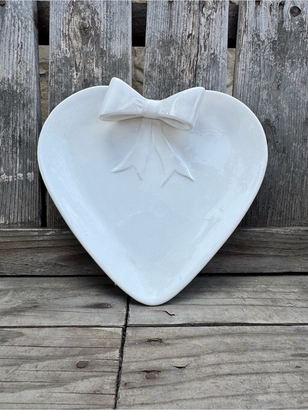 Vintage Mancer Italy White Ceramic Heart Bow Trinket Dish Coquette MCM Mancioli